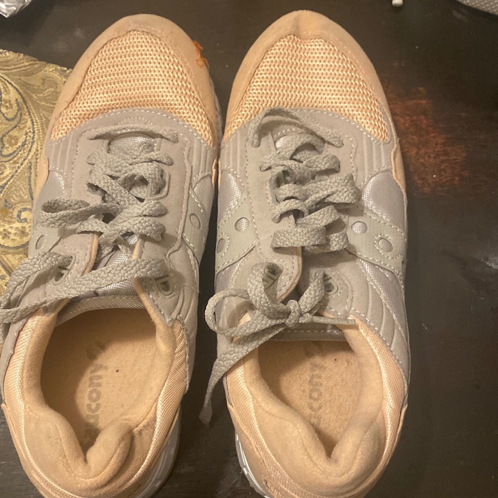 Used saucony